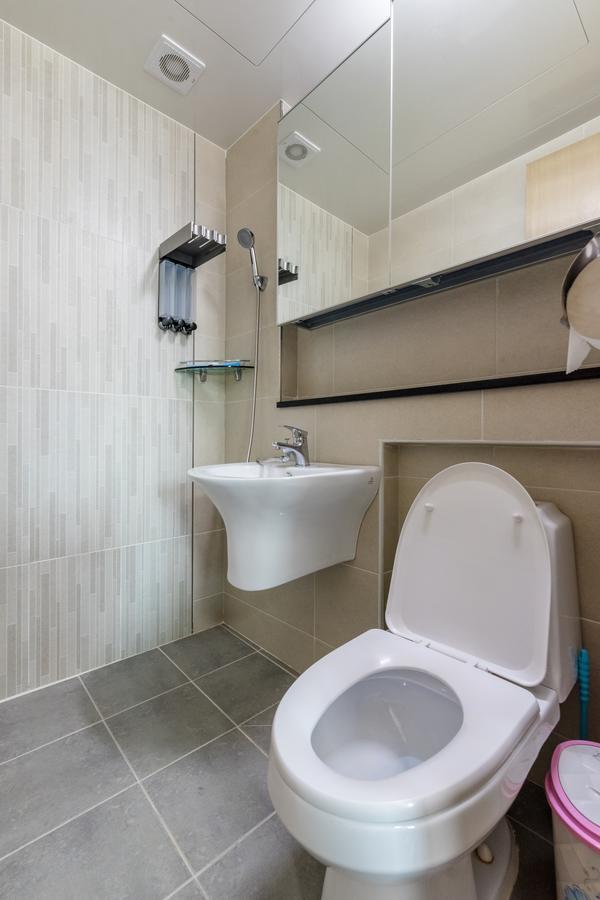 Home Fourest Residence Hotel Okpo Geoje Exterior photo