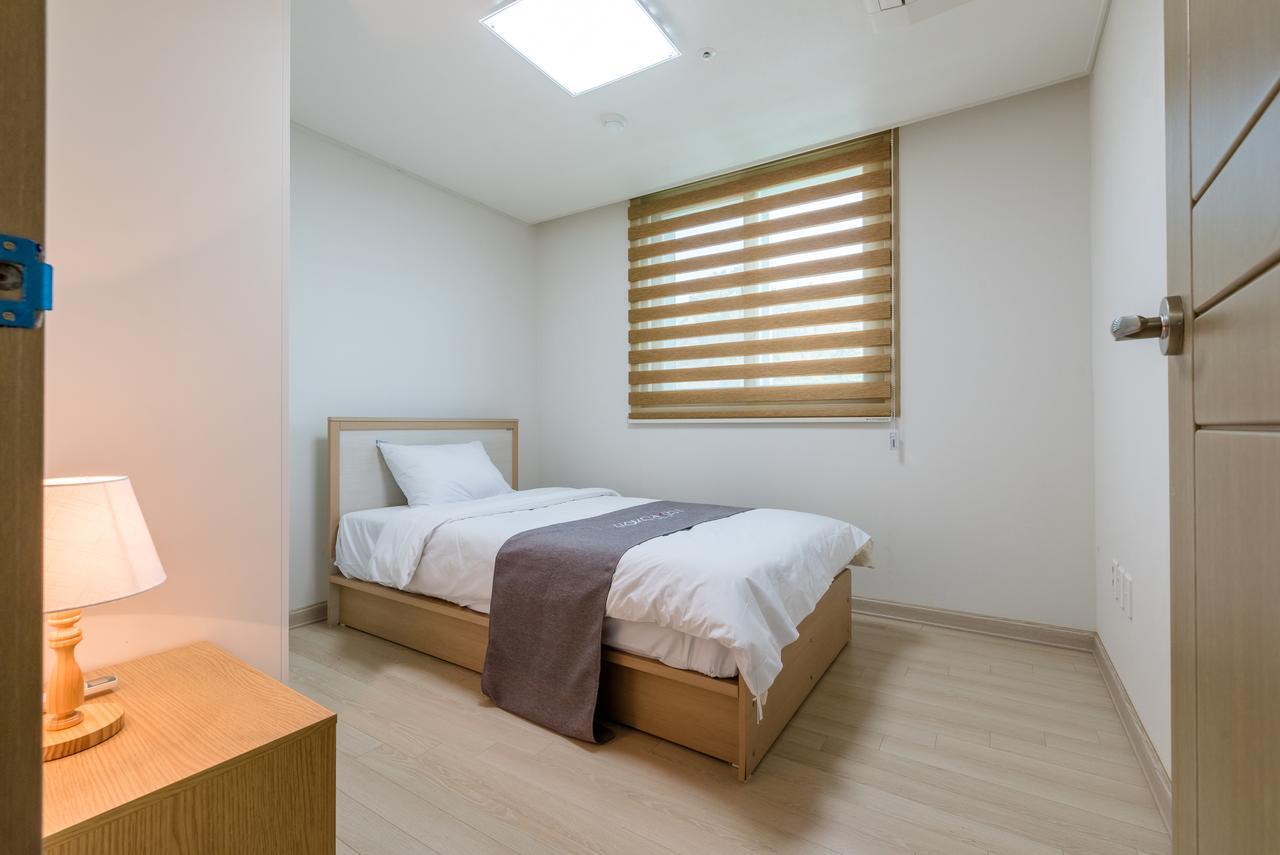 Home Fourest Residence Hotel Okpo Geoje Exterior photo