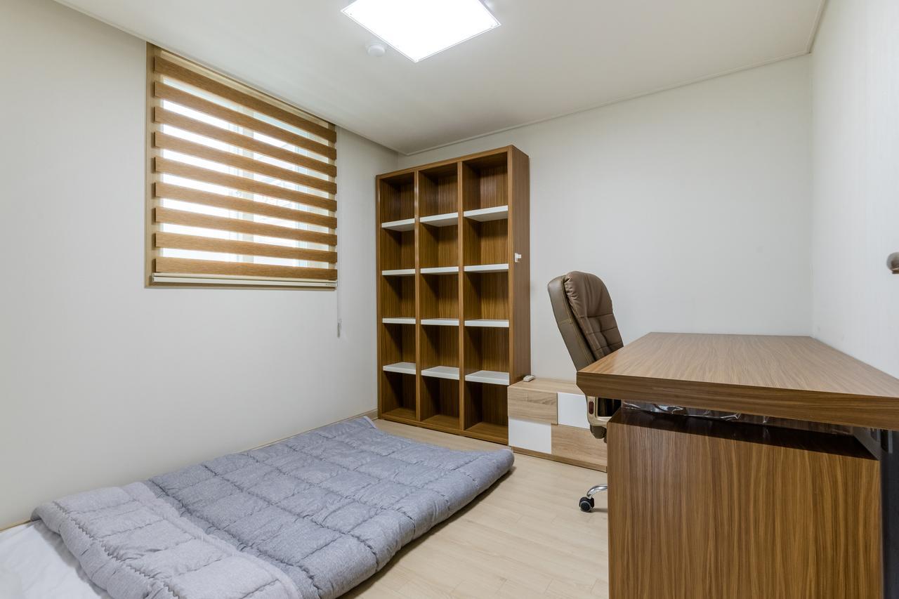 Home Fourest Residence Hotel Okpo Geoje Exterior photo